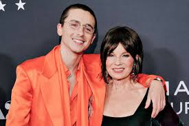 Fran Drescher on Working with Timothée Chalamet in 'Marty Supreme'
