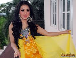 Image result for sarah azhari, rahma azhari ayu azhari hot