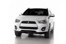 2016 Mitsubishi Outlander vs Hyundai Santa Fe -