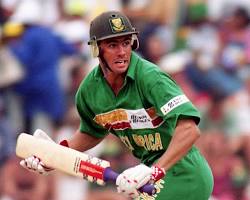 Image of Hansie Cronje batting