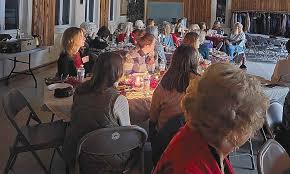 Women share Faith and prepare for Christ during Advent