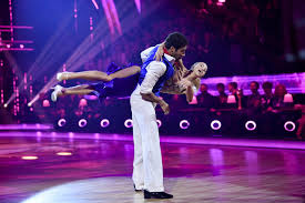 Gamou Fall pochodzenie. Skąd pochodzi jego tata? Ile Gamou Fall ma lat?Gamou to aktor, model, mąż i świeżo upieczony tata