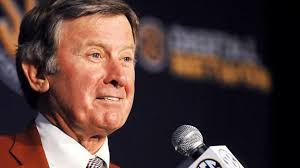 South Carolina&#39;s Steve Spurrier will be among the nation&#39;s 10 highest-paid coaches after university trustees approved a pay raise to $4 million per year ... - espnapi_dm_140116_ncf_news_steve_spurrier_raise_wmain