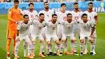 لاعبو إيران يضطرون لشراء أحذية