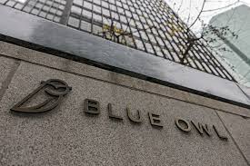 Blue Owl Caps Redemptions Amid AI Concerns