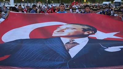 Aksaray'da 19 Mayıs Atatürk'ü Anma, Gençlik ve Spor Bayramı'nda yürüyüş düzenlendi