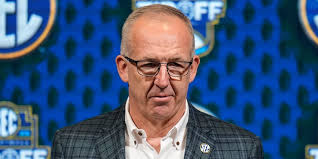 SEC fires back before LSU court showdown over former pro players