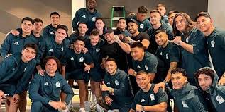 Jogadores mexicanos obrigados a devolver relógios de luxo