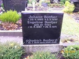Grab von Johann Bontjer (20.09.1885-05.03.1957), Friedhof Moorhusen