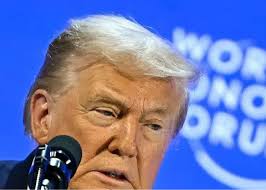 ترامپ اظهارات ونس درباره جنگ با ایران را رد کرد