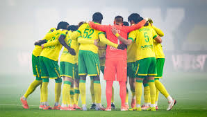 DIRECT - FC Nantes : dos au mur, les Jaunes partent jouer un derby à Angers