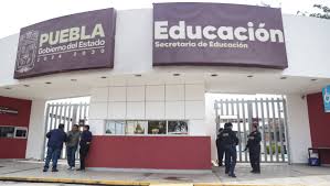 SEP Puebla advierte a Normal de Teteles por maltrato a estudiantes en novatadas