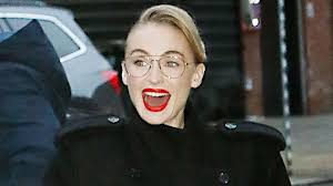 Sophie Turner back injury shuts down filming on Lara Croft reboot