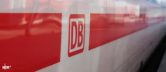 Beschädigte Gleise sorgen für Verspätungen - Verkehr rollt langsam wieder an