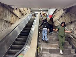 Metro y sindicato pactan mejoras salariales y laborales