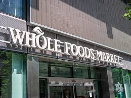 Stores Open and Closed on Thanksgiving 2025