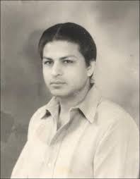 Shahrukh Khan&#39;s Father Taj Mohammed Khan. On Wednesday, Shahrukh Khan got nostalgic and emotional as he remembered his father Taj Mohammed Khan. - Taj-Mohammed-Khan