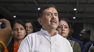 नकद हस्तांतरण और मतदाता सूची: कल्याणकारी योजनाओं और चुनावी भागीदारी के बीच बढ़ता संबंध