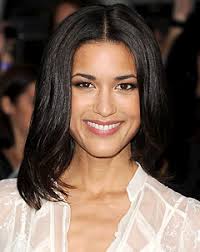 I loved all the young stars looks on the red carpet at Monday&#39;s L.A. premiere, but a standout was Julia Jones, who plays Leah Clearwater in the series. - 1321482121_julia-jones-240