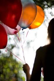 Résultat de recherche d'images pour "quilt girl holding balloons"