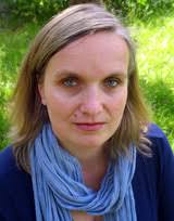 Bärbel Heide Uhl ist Politikwissenschaftlerin und arbeitet seit 1994 gegen ...
