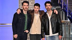 Jonas Brothers Celebrate 20 Years with JonasCon and New Tour