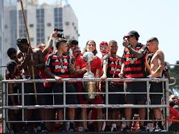 Filipe Luís saca billete para Europa (y con Simeone en el Atlético, todo apunta a un paso intermedio)