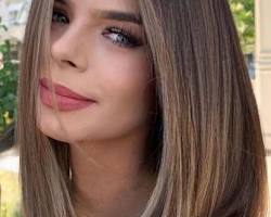 Obraz: Long Bob Haircut