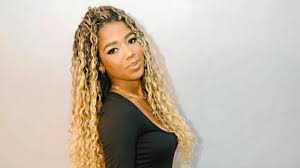 MC Poze Surpreende! Nova Loira Misteriosa Após Fim com Vivi Noronha?