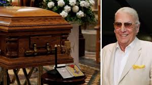 Touching detail at radio icon’s farewell