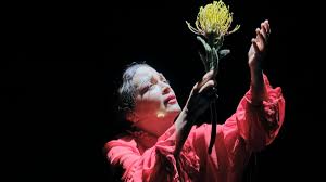¡Bomba! Natalia Lafourcade Anuncia Embarazo en Plena Gira 🤰🎶 - Imagen ilustrativa del artículo