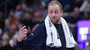 Joe Ingles' Heated Exchange with Quinten Post During Warriors-Timberwolves Game