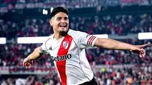 River Plate Imparable: Goleada a San Martín (SJ) con Golazos! - Imagen principal del artículo