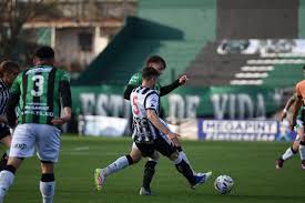 Polémico empate: ¿Gimnasia (M) pierde la punta en Nacional B? - Imagen principal del artículo