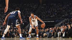 Sneaker free agent Stephen Curry warms up in Nikes after split with Under Armour