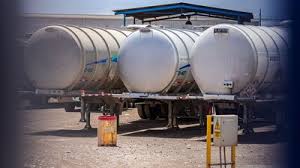 ‘Cuidadito’ con comprar ‘huachicol’: SAT exigirá nuevo CFDI a gasolineras a partir de abril