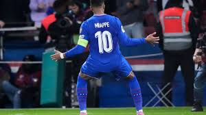 Mbappé brilla y preocupa: Golazo y lesión en Francia vs. Azerbaiyán