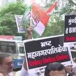 Congress launches campaign count potholes