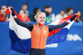 Xandra Velzeboer with friends and family