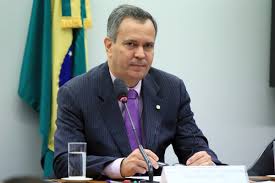 Quem é Félix Mendonça Júnior, deputado alvo de operação da PF sobre desvio de emendas