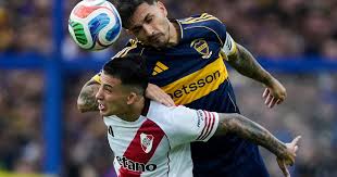 Superclásico Explosivo: ¿Boca vs River en Playoffs? ¡La Bombonera Tiembla!