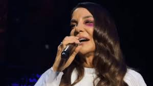 Ivete Sangalo comanda show no BBB 26 após cirurgia no rosto