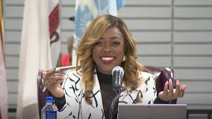 Former Dolton Mayor Tiffany Henyard's father injured in shooting in Chicago