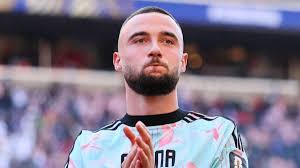 Zagueiro da Bélgica é barrado por clube e não enfrenta a Espanha