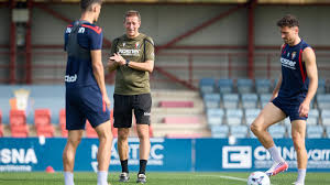 Osasuna desplaza a 24 futbolistas para visitar al Alavés