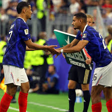 Équipe de France : les mots très inquiétants de Maxence Lacroix sur la blessure de Kylian Mbappé — Foot Mercato