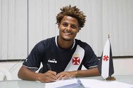 Ex-jogador do Vasco é anunciado em novo time da região