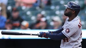 Astros' Alvarez ends April with 12th HR to tie for MLB lead