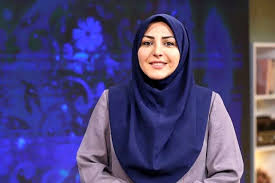 شوخی بامزه عوامل پشت صحنه با المیرا شریفی‌مقدم وسط پخش+ فیلم