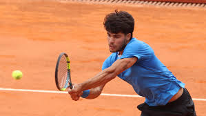 Carlos Alcaraz: Inspirasi Dari Lapangan Tenis